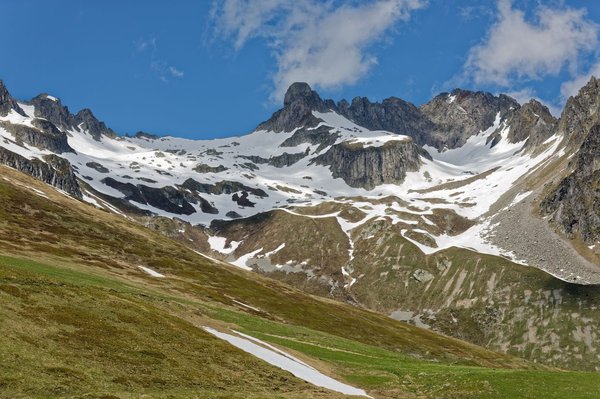 comment prendre soin de sa peau pour se sentir bien dans sa peau